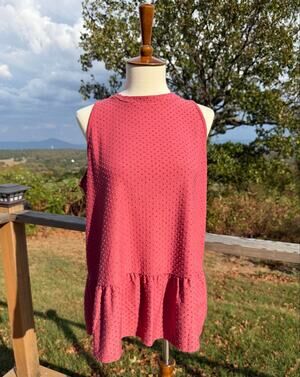 W5 Anthropologie Mauve Swiss Dot High Neck Sleeveless Top Women’s Size Medium